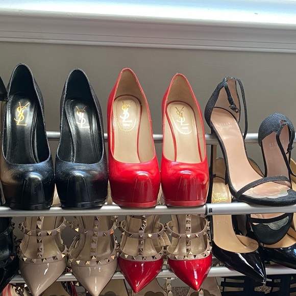 Ysl red pump. 9/10 condition. Barely worn. - Picture 2 of 2